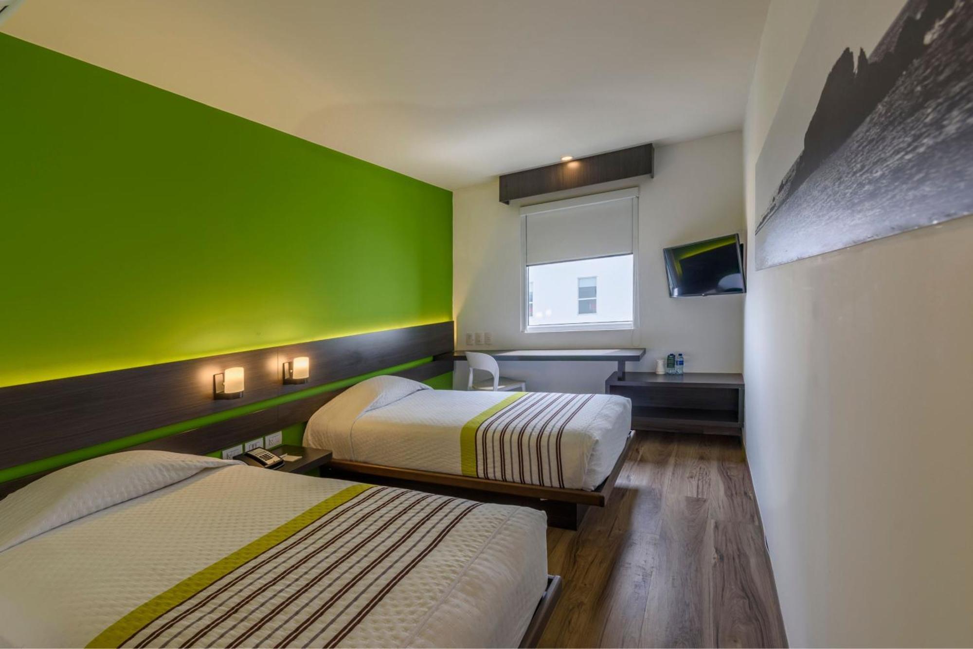 Hotel City Express Junior By Marriott Aeropuerto