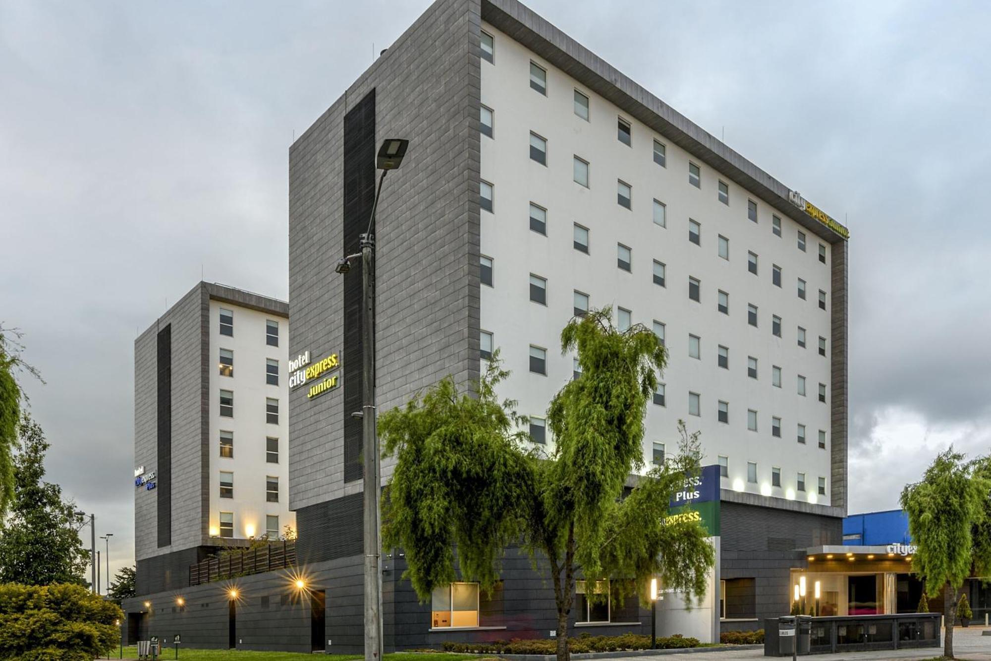 Hotel City Express Junior By Marriott Aeropuerto 3*